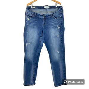 Torrid boyfriend fit distressed jeans 18